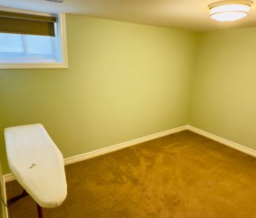 For Lease - 124 Thicketwood Drive Unit# Basement, Toronto, Ontario - Photo 2