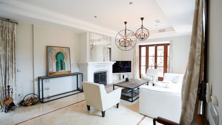 El Madroñal, Benahavis, Andalusia 29678 - Photo 5