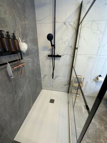 IDEALLY WELL LOCATED - Photo 3