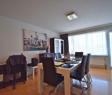 2 slaapkamer appartement in Sint-Pieters-Leeuw - Photo 3