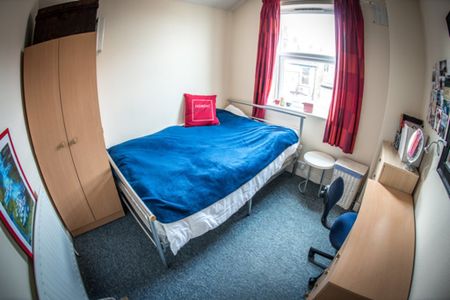 5 Bedroom End Terraced House - Photo 4