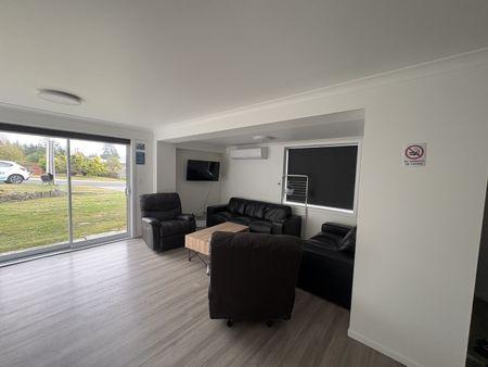 Females only Boarding House - Springfield - Photo 2