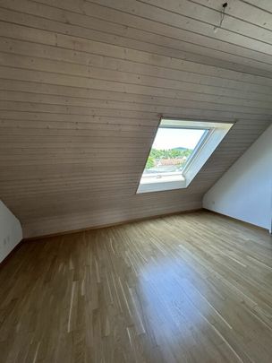 2.5-Zimmerwohnung an ruhiger Lage mit Balkon - Photo 1