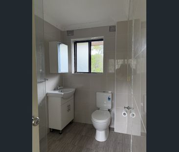 Split Level Unit - well appointed - Photo 3