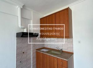 Studio/Γκαρσονιέρα για ενοικίαση - Συκιές - Photo 1
