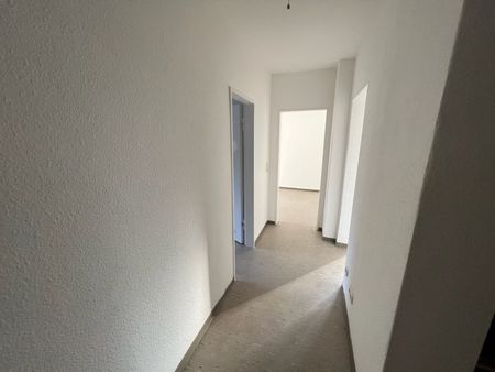 Schöne 3-Zimmer Wohnung mit Balkon im Eichenhain zu vermieten - Foto 4