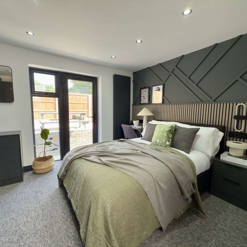 Brand-New All-Ensuite Urban Luxury House-Share - Photo 1