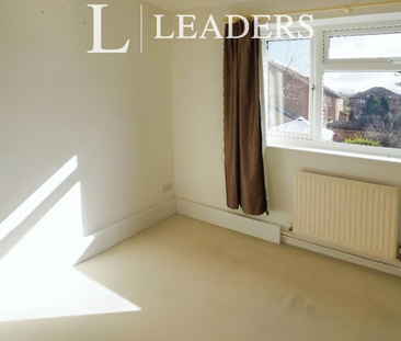 2 bedroom semi-detached house to rent - Photo 5