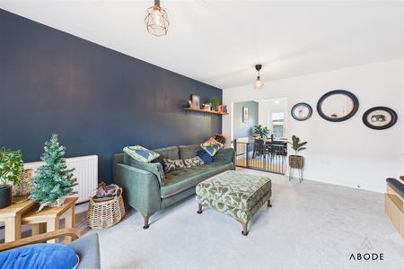 Friesian Way, Bramshall, Uttoxeter ST14 5FJ - Photo 3