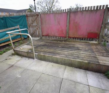 4 bedroom townhouse to rent - Photo 3
