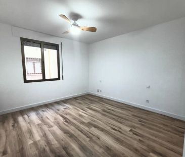 Apartamento de alquiler en Paseo del Prado, Cortes - Huertas - Foto 2