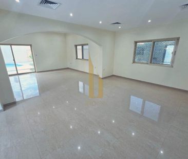 RENOVATED KITCHEN+BATHROOMS | Private Pool+Garden - Photo 3