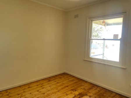 5 Derwent Close&comma; Port Augusta - Photo 4