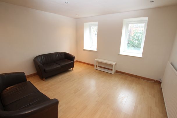 Ravensdene Court, Mapperley Park - Photo 1