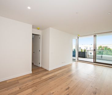 203/240 McKinnon Road, McKinnon VIC 3204 - Apartment For Rent | Domain - Photo 2