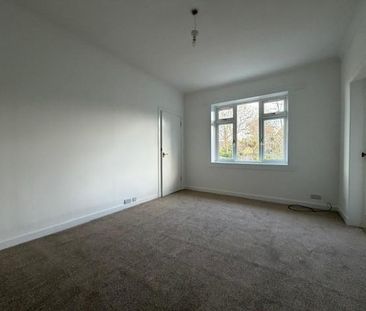 3 bedroom flat to rent - Photo 6
