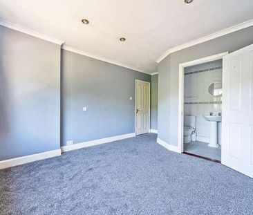Reading Road, Chineham, RG24 - Photo 2