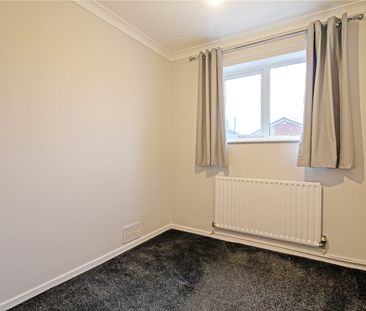 Blackthorn Close, Scunthorpe - Photo 3