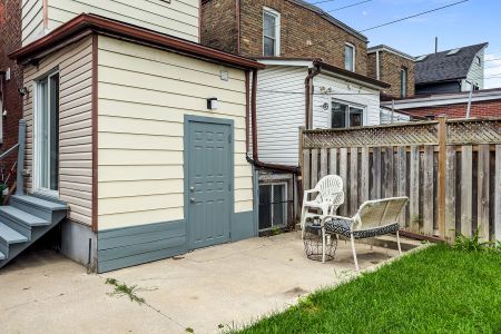 For Lease - 375 Westmoreland Avenue, Toronto, Ontario - Photo 3