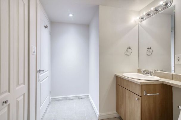 2700 Rue Rufus Rockhead - Photo 1