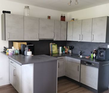 ZENTRALE LAGE, VOLLSTÄNDIG RENOVIERT, SEHR HELL - Foto 4