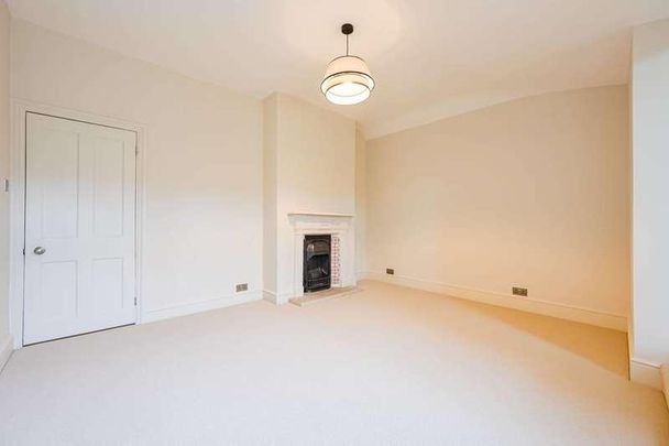 Tetherdown, Muswell Hill, N10 - Photo 1