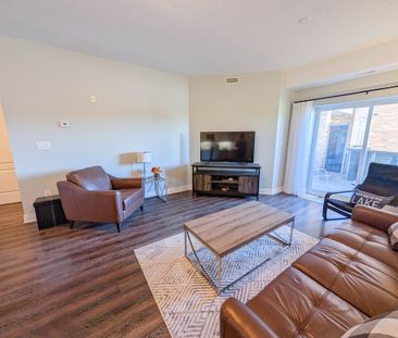 8111 Forest Glen Dr, Niagara Falls - All Inclusive 1 Bedroom Condo - Photo 1