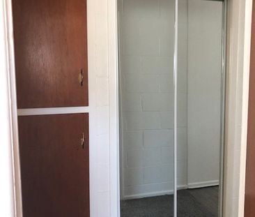 1 BDRM/1 BATH - 1909 7TH ST E - Available JUNE 1ST - Photo 2