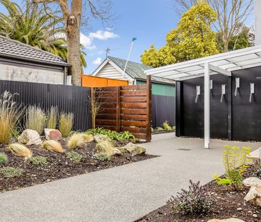 Room for rent in popular boarding house! - Photo 6