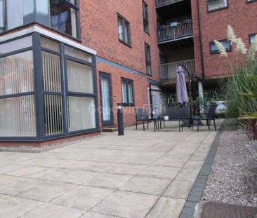 Chapletown Street, Manchester - Photo 5