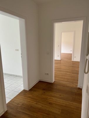 Einladende 3-Zimmer Wohnung mit Balkon! - OHNE Stellplatz - Foto 1