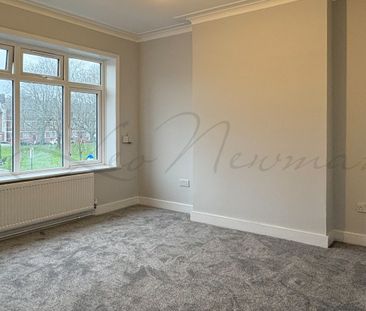 Queensbury Station Parade, Edgware, HA8 - Photo 5