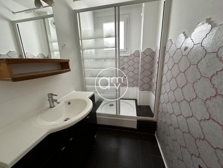 Location Appartement 4 pièces 63m² TOULON 83100 - Photo 5