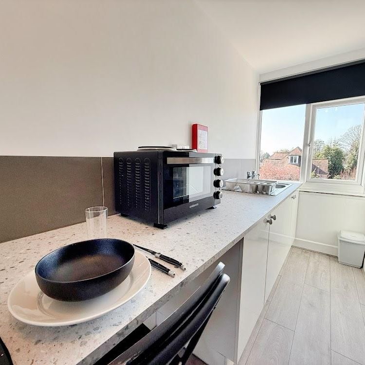 Studio to rent - Photo 1