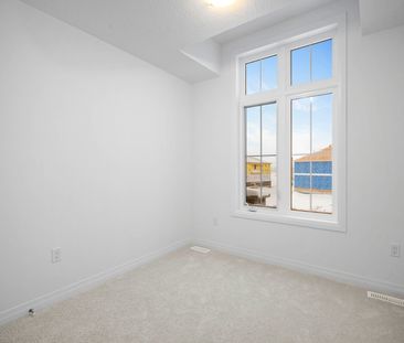 For Lease - 901 DOURO Street, Stratford, Ontario - Photo 3