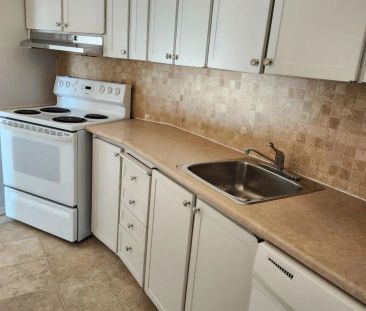 1904 - 1171 AMBLESIDE DRIVE N - Photo 6