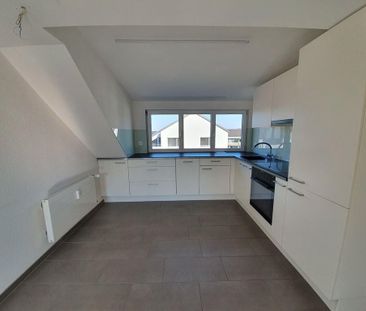 Moderne Wohnung an zentraler Lage in Islikon - Photo 1