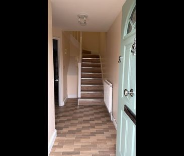 3 Bed Terraced House, Corn Way, E11 - Photo 1