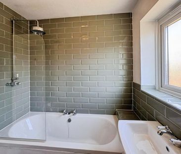 2 bedroom terraced house to rent - Photo 5