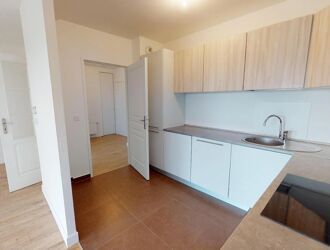 Location Appartement 3 pièces 61 m2 à Le Coudray - Photo 4