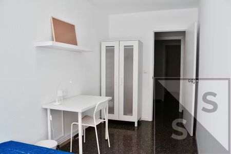 Calle Doctor Moliner, Valencia, Valencian Community 46010 - Photo 3