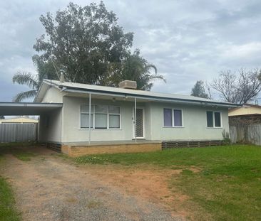 Beautifully Renovated 3 Bedroom Home - Photo 1