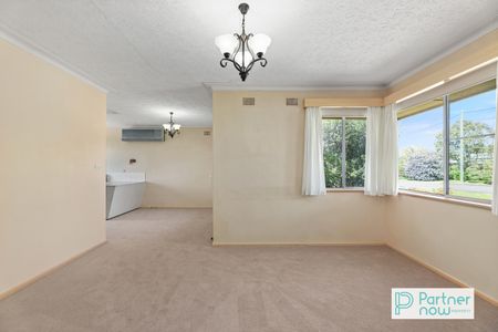 2 Campbell Street, TAMWORTH NSW 2340 - Photo 3