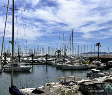 Studio pour 4 personnes avec vue mer sur le port d'Hyères - Photo 2