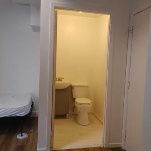 Studio à louer - Photo 2