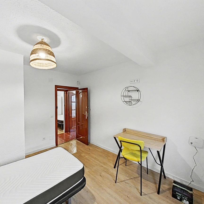 Piso de alquiler en Casco Antiguo - Photo 1