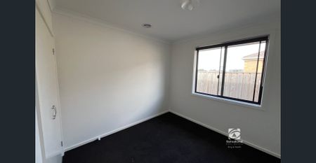 ESTABLISHED HIGH QUALITY HOME - Photo 4