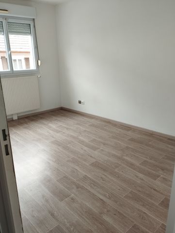 Location - Appartement T3 - 69 m² - Valentigney - Photo 4
