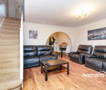 3 bedroom semi-detached house to rent - Photo 2