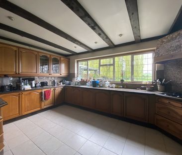 1 bed Mid Terraced House for Rent - Photo 2